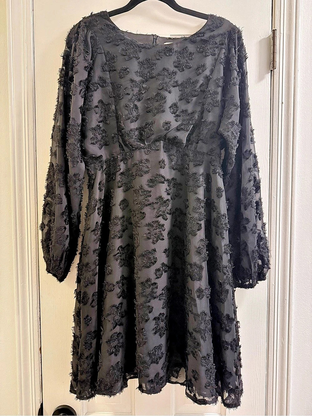&merci Flocked Dress